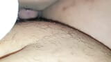 Moglie con culo enorme geme forte con plug anale e ottiene un enorme creampie snapshot 16