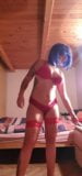 エロいランジェリー姿でセクシーな女の子がマンコをオーガズムにマッサージ snapshot 1
