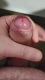 Joven gay griego - pre-semen y mucho esperma snapshot 5