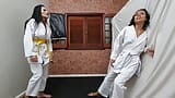 Karateka Carolsteves fumează snapshot 5