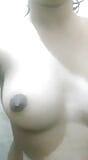 海得拉巴 - pooja继妹挤压她的胸部 snapshot 7