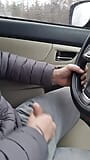 Masturbation en voiture snapshot 10