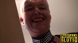 Mollige MILF mit kurzen Haaren bekommt eine BDSM-Behandlung snapshot 1