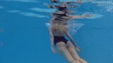 Mimi Cica - la nena más caliente muestra el cuerpo desnudo bajo el agua snapshot 7