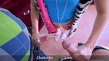 Shake the Snake - миниатюрной с розовыми волосами проломили ее крошечную задницу snapshot 8