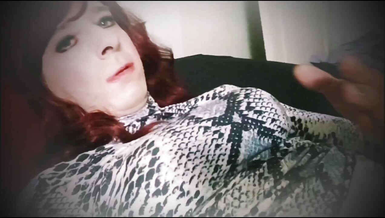 Sissy first cum eating