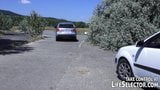 Sletterig meisje neukt voor haar rijbewijs snapshot 3