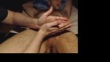 Me ballmassage se burlan de y leche peludo semental colgado snapshot 12