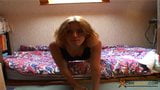 Axelle laroche webcam - tierna rubia frotando su coño snapshot 2