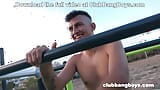 ClubBangBoys испанский твинк трахается на пляже в видео от первого лица snapshot 6