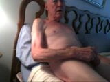 Kakek seksi tersentak ke kamera snapshot 7