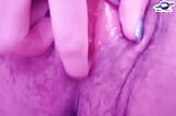 Saturno Esguicho, ciano e rosa com masturbação peluda da buceta, com creme de buceta. snapshot 14