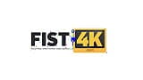 Fist4k. Гостиная становится идеальным местом для любовников, чтобы попробовать фистинг snapshot 1