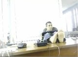 Piedi di ragazzi etero in webcam snapshot 17