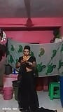 Maduri bhabhi wearing black sari snapshot 10