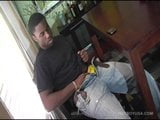 Joven davone wells golpea snapshot 3