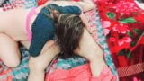 Xxx mãe paquistanesa e padrasto fazem sexo real e romance de manhã cedo na cama com áudio hindi claro snapshot 15