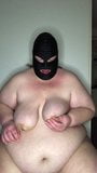 Amateurfattysub ssbbw Sub lutscht große Titten snapshot 4