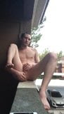 CALIENTE EN EL BALCON snapshot 12