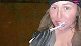 Street girl fucks Herself with a toothbrush! snapshot 8