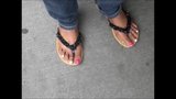 Capucha milf sexy las uñas de los pies snapshot 9