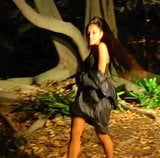 Ariana grande - เกมเสียงระฆังขณะกระโดด snapshot 3