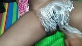 Bhabhi ka chut ka Baal kat Diya . Chut ka baal cutting snapshot 8