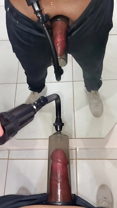 Penis Pump Leaving a Big Thick Dick