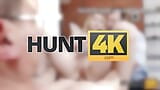 HUNT4K. गांड चुदाई कौमार्य के नकारात्मक पहलू हैं snapshot 19