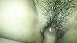 Me corro en las tetas de mi novia tailandesa y ella me ayudó snapshot 15