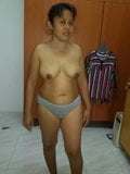 Amateur Indonesian Maid exposed snapshot 7