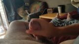 अनीता कॉक्सहार्ड अपने पति माइक कॉक्सहार्ड को एक विशाल वीर्य के साथ सीएफएनएम हाथों से चुदाई देती है snapshot 6