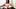 Rondborstige stiefmoeder toont haar tieten-webcam