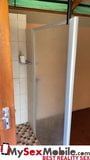 在南非的公共淋浴间里双口交-mysexmobile snapshot 11