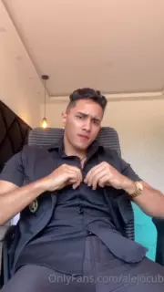 Arrestarme mr. oficial | xHamster