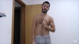 Adoration musculaire - Alpha Gym Stud, boxeur en sueur, POV snapshot 1