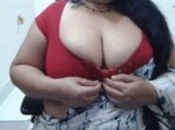 देसी चाची लाइव के साथ बड़े स्तन snapshot 3