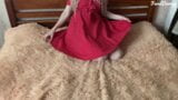 Blanke kont in een rode jurk houdt van anaal. feralberryy snapshot 1