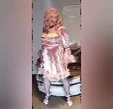 Royaume-Uni TV salope nottstvslut montage vidéo, tenues de salope sexy, bas de satin de PVC, maillot de bain en latex snapshot 8