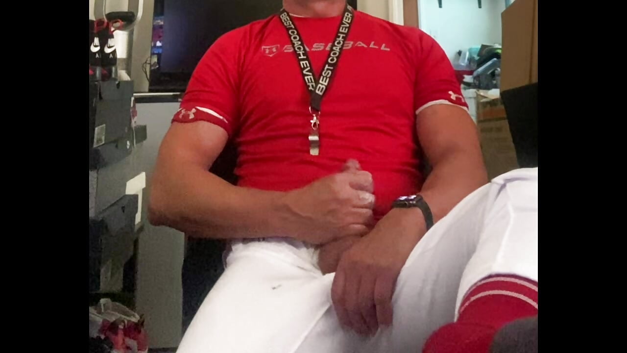 JockDad87 melancap dalam gear besbolnya