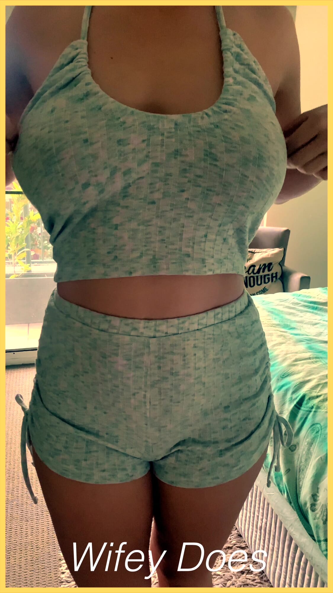 Wifey tries on her hot summer pyjamas - no panties and braless (part 1) snapshot 3