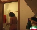 Una coppia si filma davanti alla telecamera mentre fa sesso snapshot 4