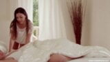 सुंदर लेज़्बीयन प्रेमियों चुम्बन और महसूस उनके पुसी snapshot 2