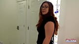 Caliente milf Kay Lee follada por su apretado coño peludo snapshot 2