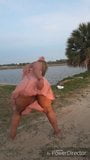 Beachside twerking  snapshot 1