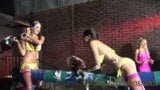 Des nanas en bikini se font baiser après une soirée à la piscine snapshot 3