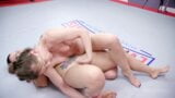 女同性恋者裸体摔跤，因为 cheyenne Jewel 和 nadia white 打架 snapshot 13