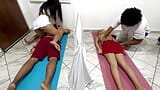 Salon de massage pour couples mariés. Un mari et sa femme, échangistes cocu, baisent en couple snapshot 19