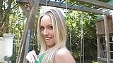 Brea Bennett und Aaliyah Jolie sind blonde Huren snapshot 3