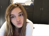 Kendall, la mia principessa, mostra i suoi deliziosi piedi colombiani snapshot 4